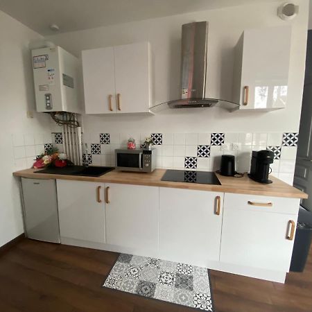 Evasion Tropicale - Studio Avec Spa, Cosy Et Renove Au Coeur De Soissons - 2 Pers ภายนอก รูปภาพ