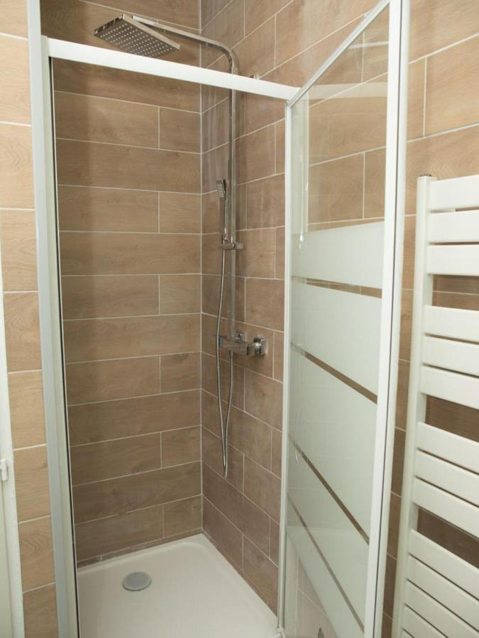 Evasion Tropicale - Studio Avec Spa, Cosy Et Renove Au Coeur De Soissons - 2 Pers ภายนอก รูปภาพ